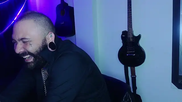 darkclothes online show from 24, 12, 2024