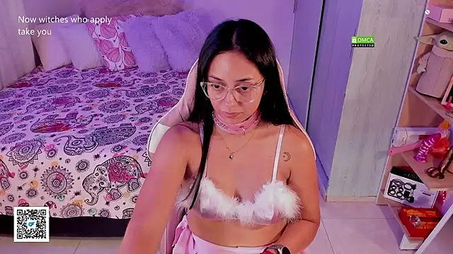 Aleja24Evans online show from 13, 12, 2024