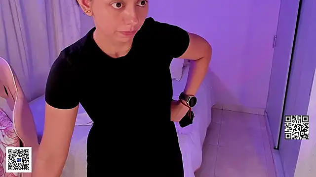 Aleja24Evans online show from 2, 2, 2025