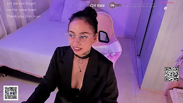 Aleja24Evans online show from 8, 3, 2025