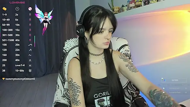 Snapshot of SashaSunlight chatting on 20, 11, 2025 SashaSunlight online show from 20, 11, 2025