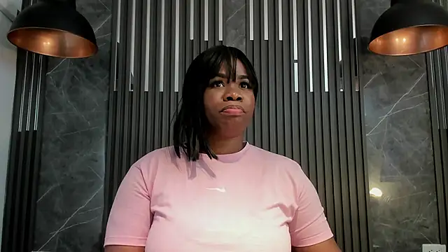 SaraiEvans online show from 7, 11, 2025