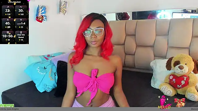 Snapshot of ZaraMartinez chatting on 21, 10, 2025 ZaraMartinez online show from 21, 10, 2025