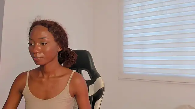 SavannahWildee online show from 18, 6, 2026