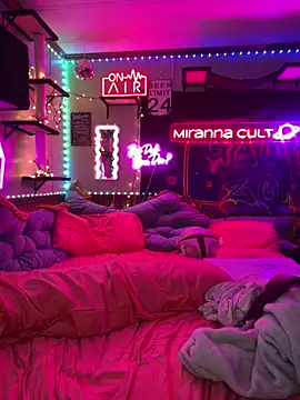 mirannacult online show from 1, 1, 2025