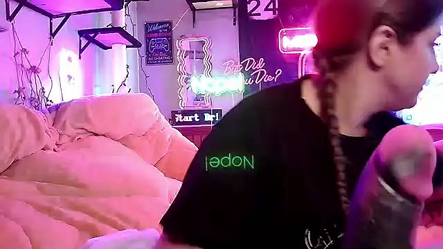 mirannacult online show from 27, 2, 2025