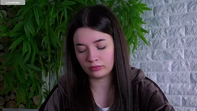 LowOncoming online show from 29, 4, 2026