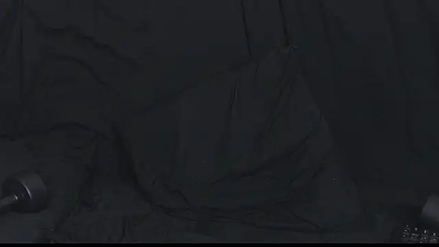 qustci-couple online show from 4, 2, 2025