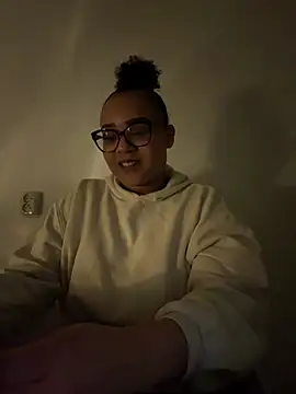 BaddieMelanie online show from 27, 2, 2026