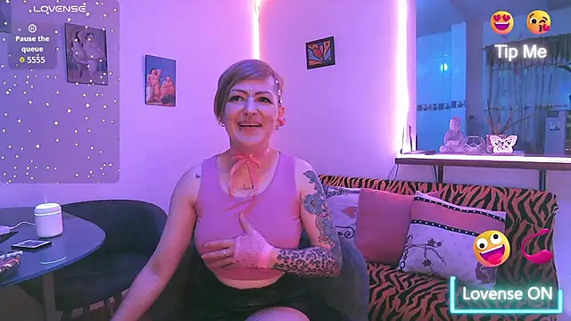 Maria fernandaxxx  online show from 10, 11, 2025