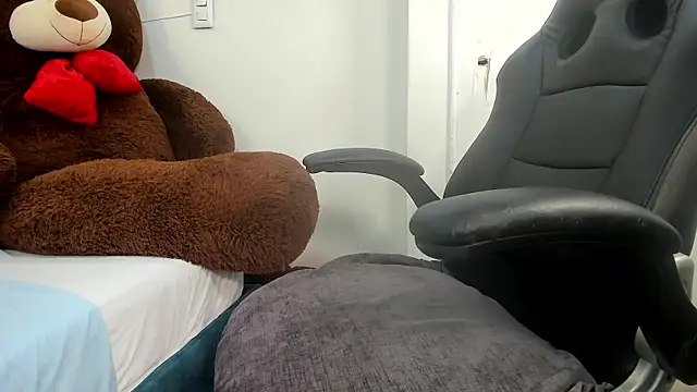 karina mason online show from 29, 10, 2025