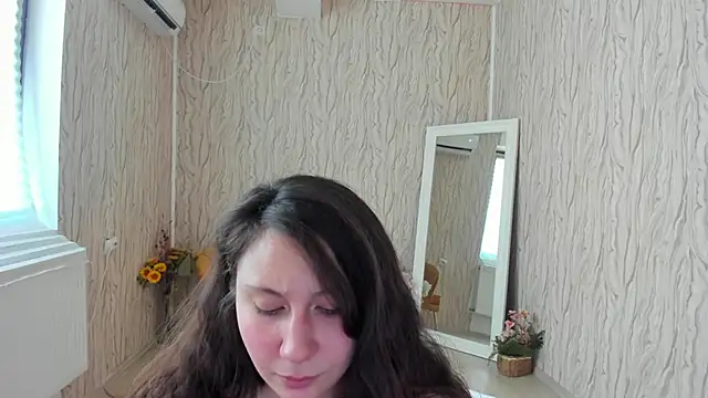 Snapshot of AishaRouhi chatting on 18, 1, 2025 AishaRouhi online show from 18, 1, 2025