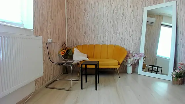 Snapshot of AishaRouhi chatting on 26, 2, 2025 AishaRouhi online show from 26, 2, 2025