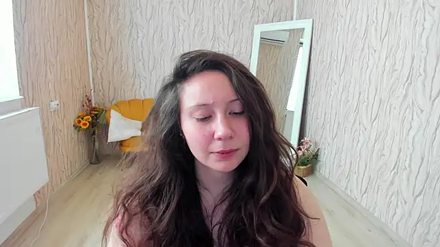 Snapshot of AishaRouhi chatting on 27, 2, 2025 AishaRouhi online show from 27, 2, 2025