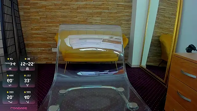 Snapshot of AishaRouhi chatting on 20, 10, 2025 AishaRouhi online show from 20, 10, 2025