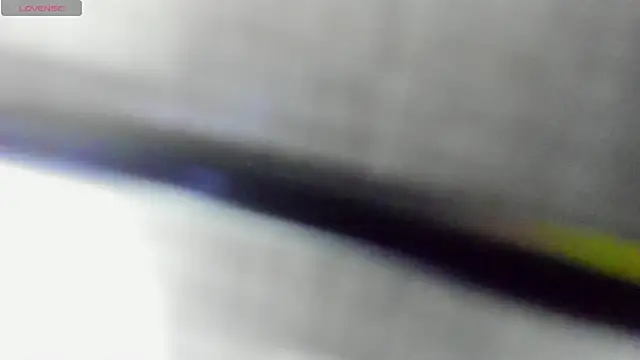 Snapshot of AishaRouhi chatting on 8, 11, 2025 AishaRouhi online show from 8, 11, 2025