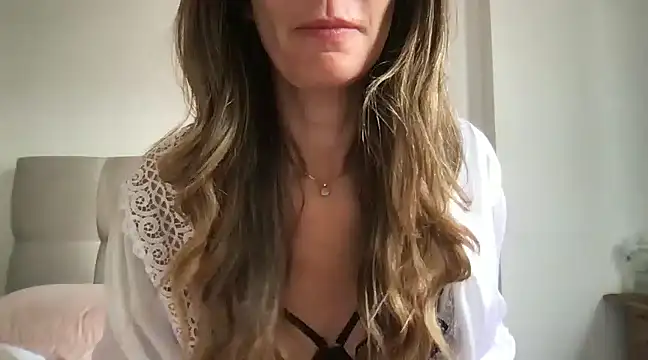 Snapshot of paolajonez chatting on 9, 1, 2025 paolajonez online show from 9, 1, 2025