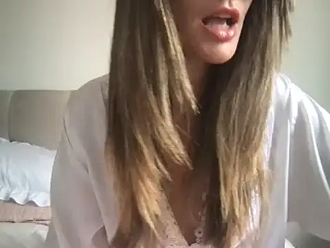 Snapshot of paolajonez chatting on 27, 2, 2025 paolajonez online show from 27, 2, 2025