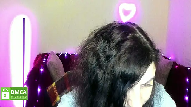 Muse kitty jenia online show from 15, 12, 2025