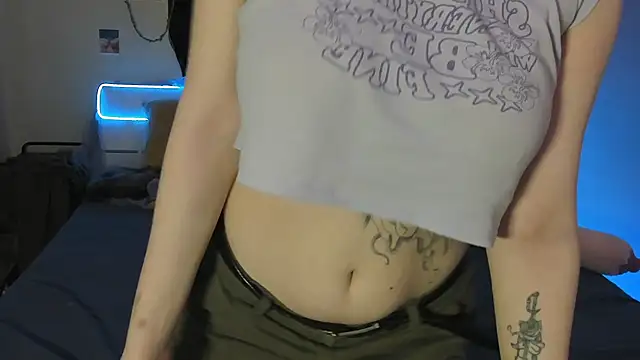 Snapshot of BebKonie chatting on 14, 2, 2025 BebKonie online show from 14, 2, 2025