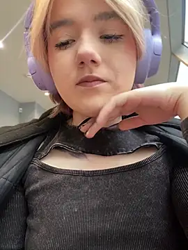 Baby  Naughty online show from 16, 1, 2025