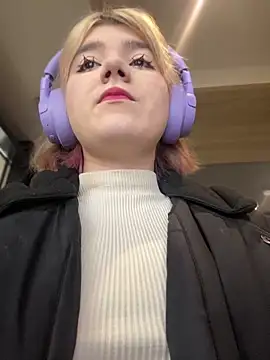 Baby  Naughty online show from 10, 2, 2025