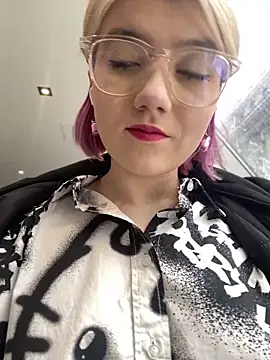 Baby  Naughty online show from 13, 2, 2025