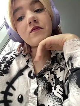 Baby  Naughty online show from 13, 3, 2025