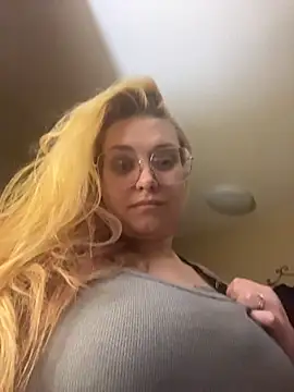 Lalalynn online show from 14, 4, 2026