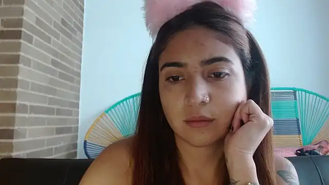 Snapshot of helenacyruss chatting on 30, 1, 2025 helenacyruss online show from 30, 1, 2025