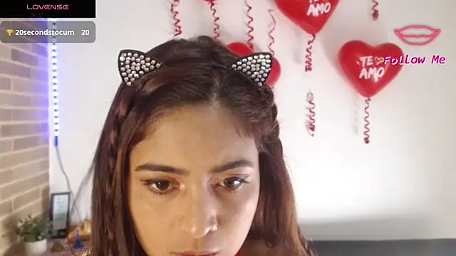 Snapshot of helenacyruss chatting on 13, 2, 2025 helenacyruss online show from 13, 2, 2025