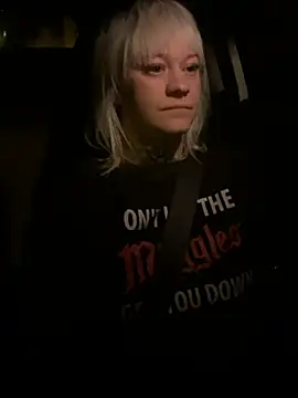 poussichienne online show from 21, 2, 2026