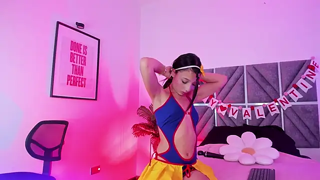 Laura Dicardy online show from 13, 2, 2026