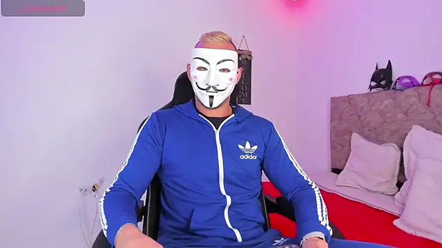 Snapshot of Damon_Bakert chatting on 30, 10, 2025 Damon Bakert online show from 30, 10, 2025