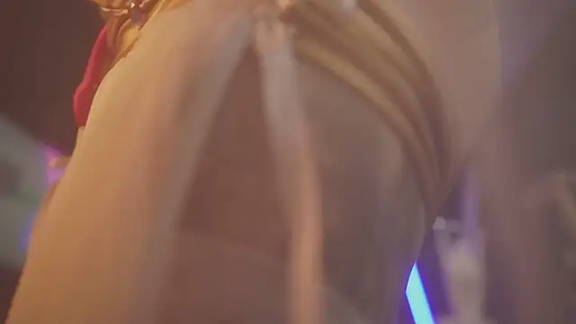 angelacianuro  online show from 10, 10, 2025