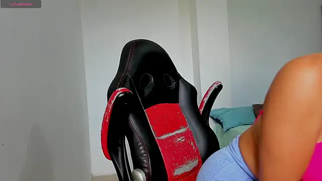 sofiaparker8 online show from 13, 7, 2026