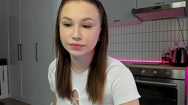 Anny Limis online show from 5, 3, 2025