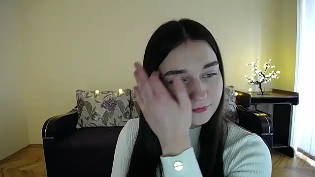 Pretty shy online show from 19, 1, 2025