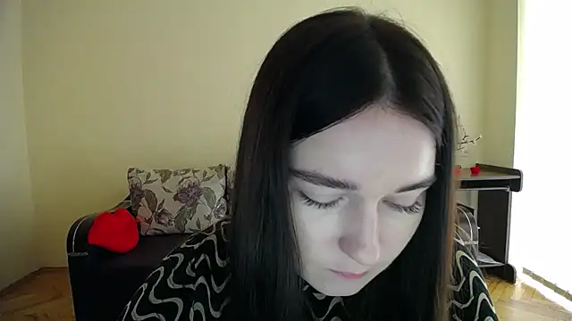 Pretty shy online show from 18, 9, 2025