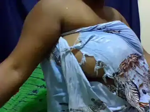 Snapshot of zoey10 chatting on 13, 3, 2025 zoey10 online show from 13, 3, 2025