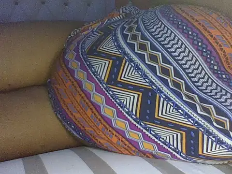 Snapshot of zoey10 chatting on 6, 10, 2025 zoey10 online show from 6, 10, 2025