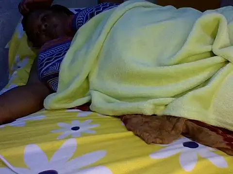 Snapshot of zoey10 chatting on 30, 10, 2025 zoey10 online show from 30, 10, 2025