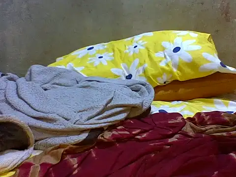 Snapshot of zoey10 chatting on 2, 11, 2025 zoey10 online show from 2, 11, 2025