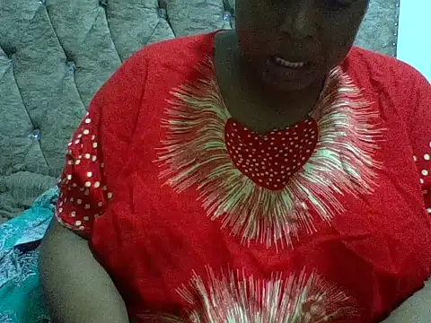 Snapshot of zoey10 chatting on 21, 11, 2025 zoey10 online show from 21, 11, 2025