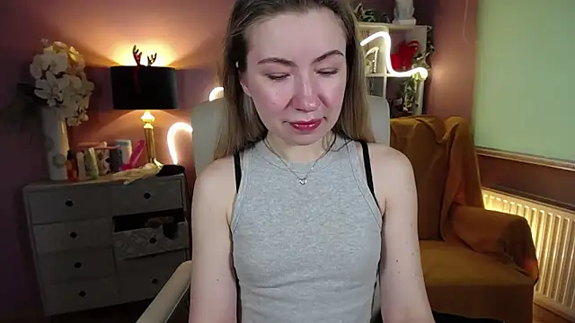 Snapshot of Mia_Tasty chatting on 6, 1, 2025 Mia Tasty online show from 6, 1, 2025