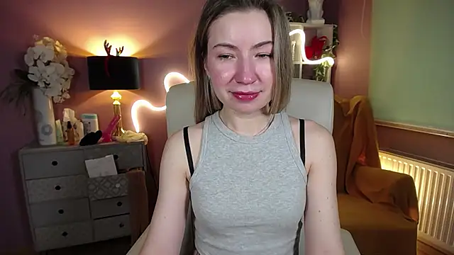 Snapshot of Mia_Tasty chatting on 10, 1, 2025 Mia Tasty online show from 10, 1, 2025