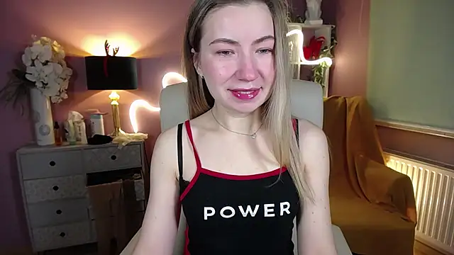 Snapshot of Mia_Tasty chatting on 12, 1, 2025 Mia Tasty online show from 12, 1, 2025