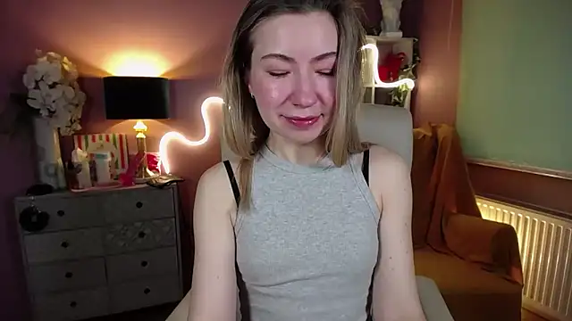 Snapshot of Mia_Tasty chatting on 19, 1, 2025 Mia Tasty online show from 19, 1, 2025