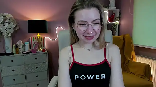 Snapshot of Mia_Tasty chatting on 27, 1, 2025 Mia Tasty online show from 27, 1, 2025