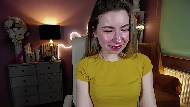 Snapshot of Mia_Tasty chatting on 13, 2, 2025 Mia Tasty online show from 13, 2, 2025